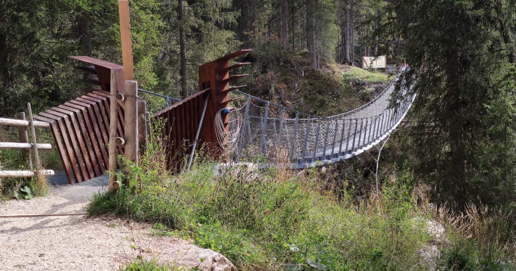 Die Hängebrücke